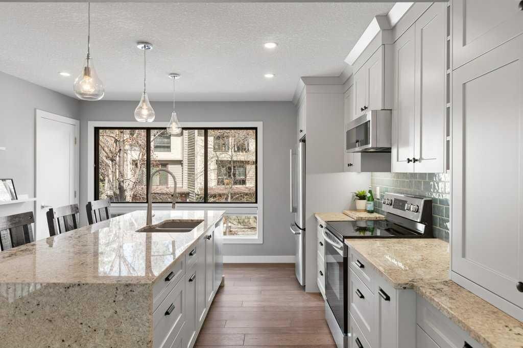 Property Photo:  3929 Point McKay Road NW  AB T3B 4V7 