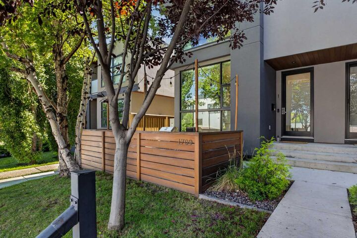1709 36 Avenue SW 1 — photo 1