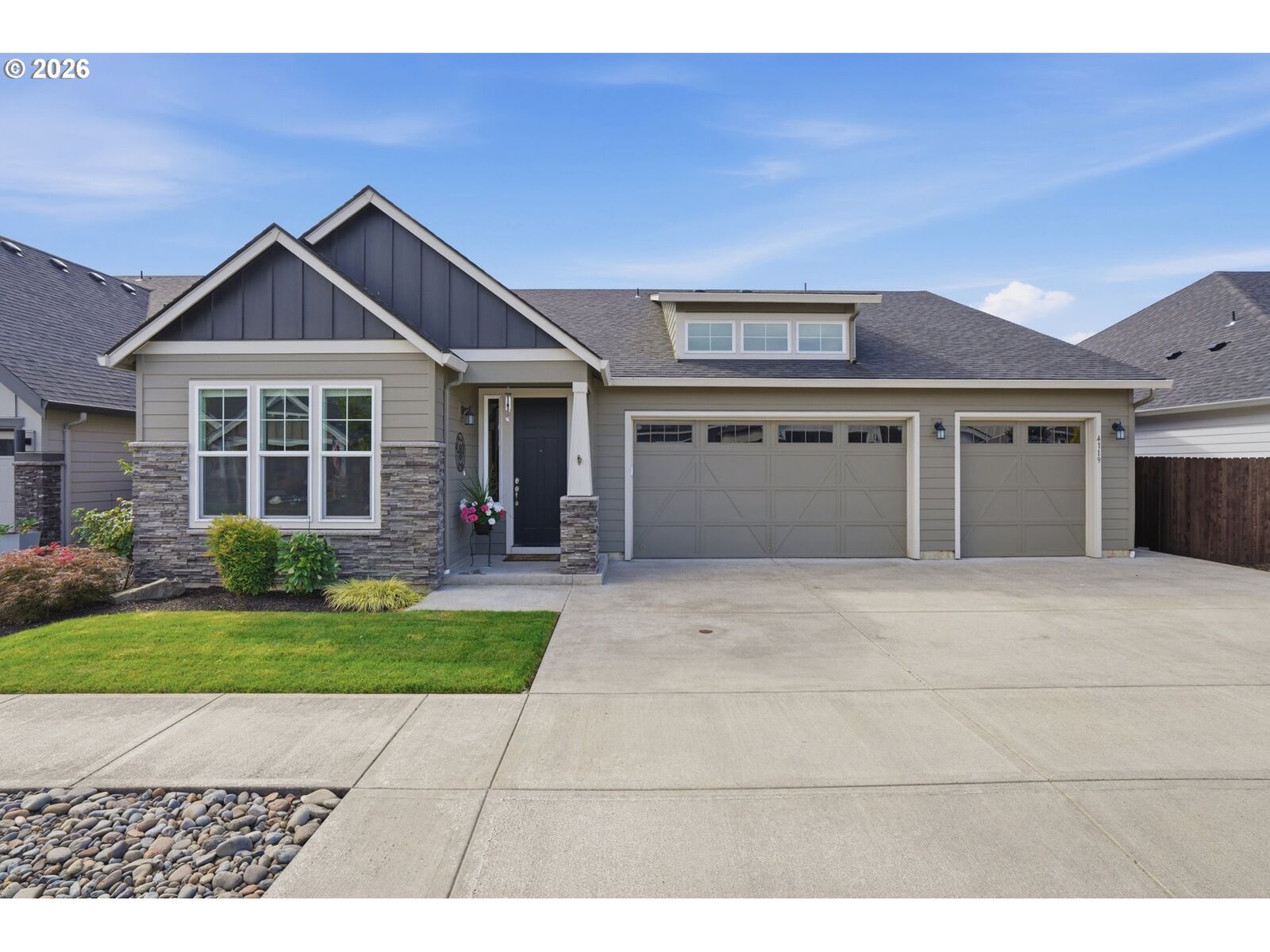 Property Photo:  4119 S 16th Way  WA 98642 