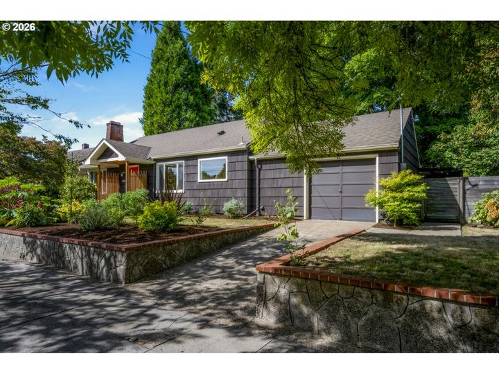Property Photo:  6345 NE 35th Pl  OR 97211 