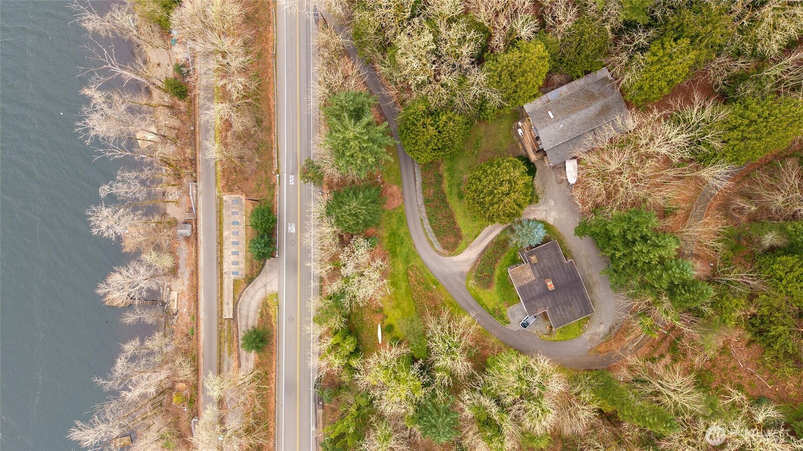 Property Photo:  2232 E Lake Sammamish Parkway NE  WA 98074 