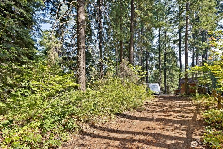 Property Photo:  1201  Oakmont Dr  WA 98922 
