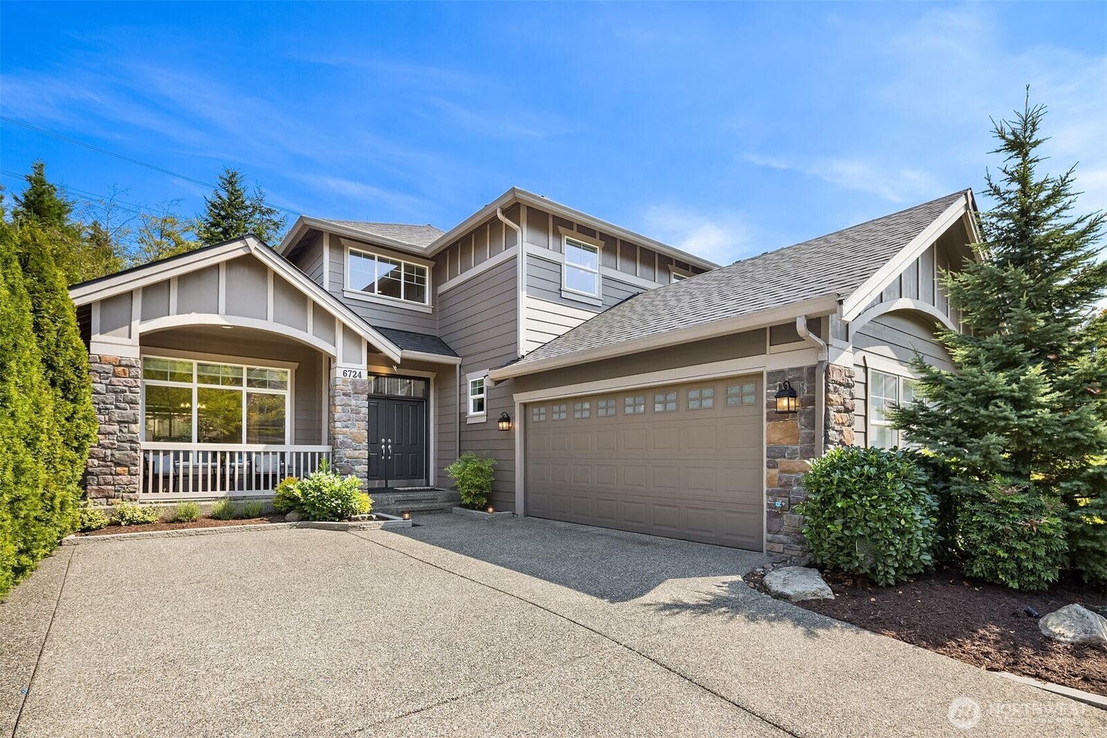 Property Photo:  6724  Crest View Avenue SE  WA 98065 