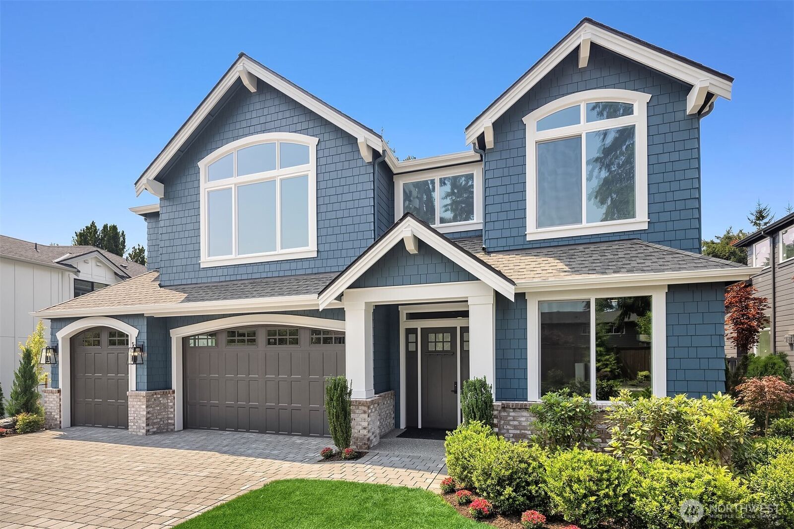 Property Photo: 1555 158th Court SE WA 98008