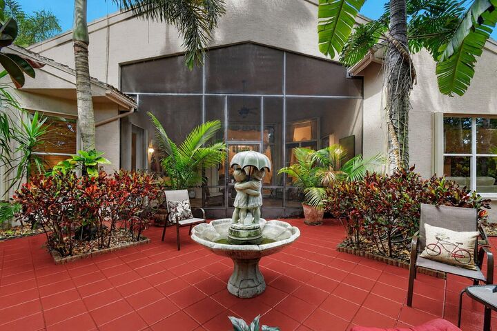 Property Photo: 8934 Majorca Bay Drive FL 33467