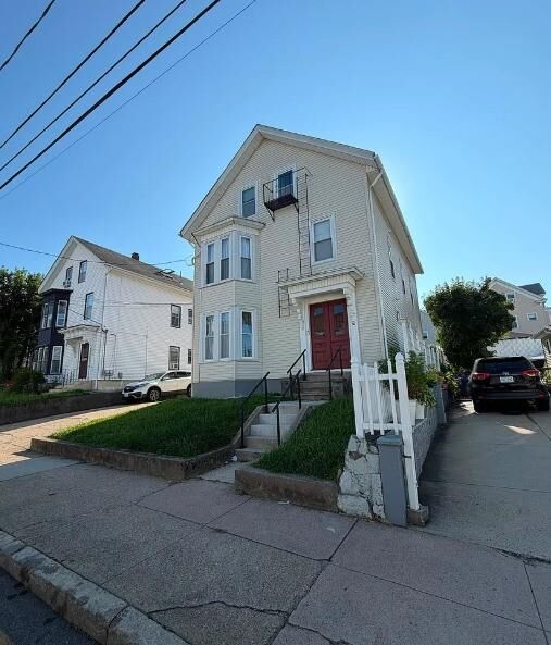 Property Photo:  36 Pine Street 3  RI 02860 