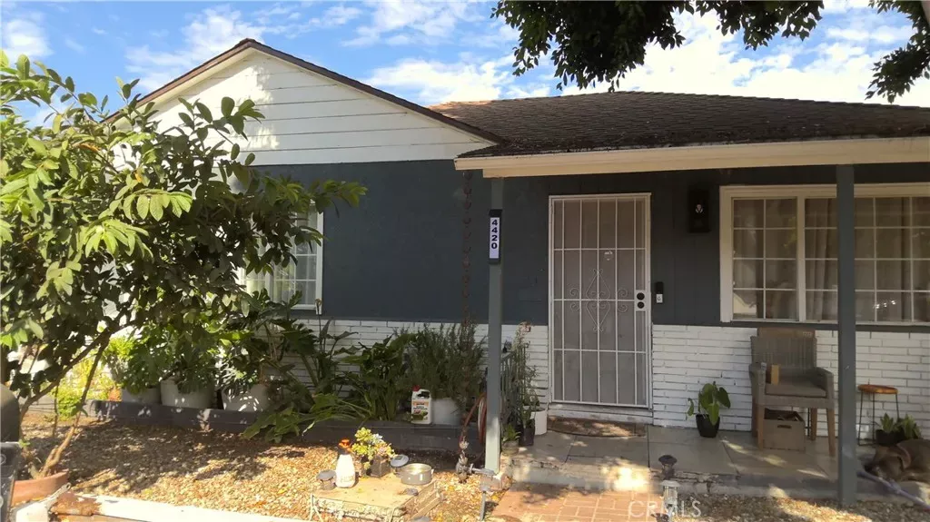 Property Photo:  4420 Van Horne  CA 90032 