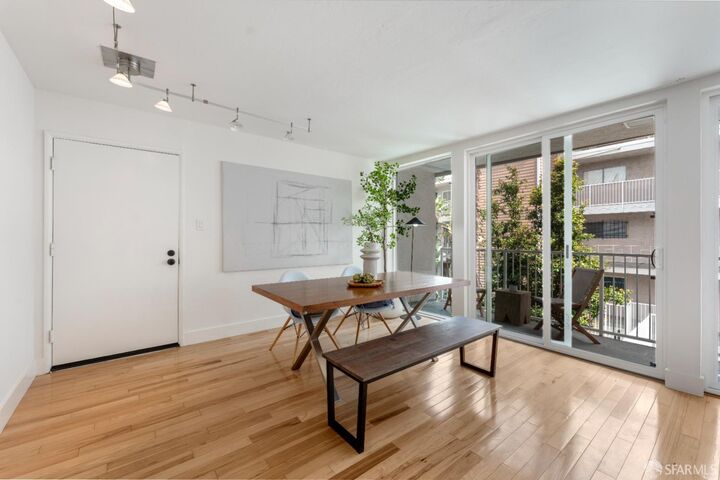 Property Photo:  1425 Lakeside Drive 209  CA 94612 