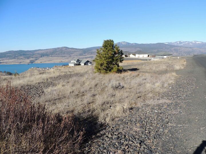 Property Photo: 41225 Vista Dr N WA 99122
