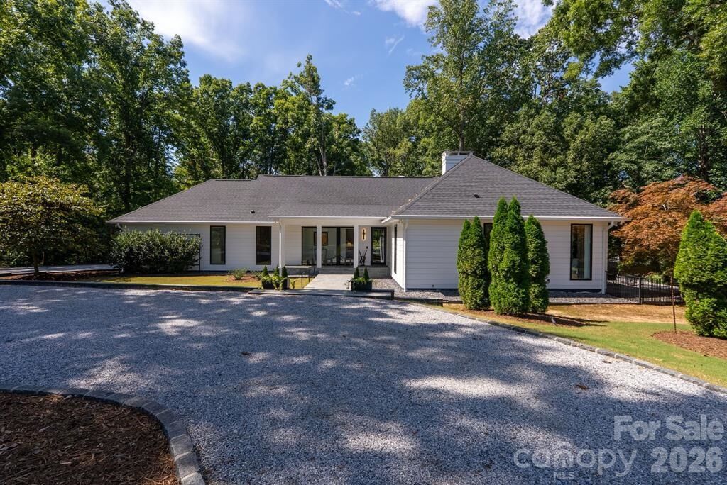 Property Photo: 159 Silver Fox Lane NC 28782