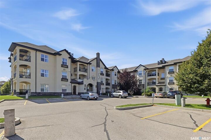 Property Photo:  415 Hunter Road 104A  SK S7T 0J7 
