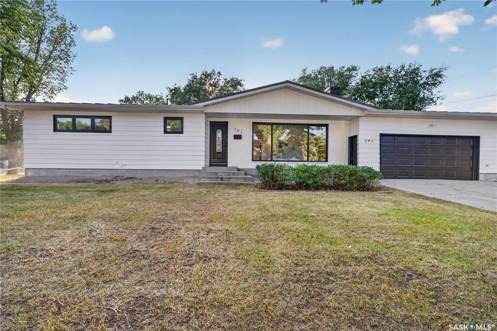 Property Photo:  191 Procter Place  SK S4S 4G2 