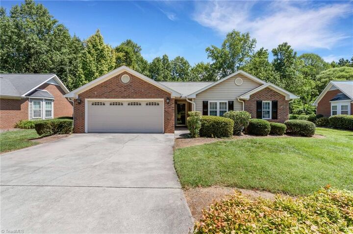 Property Photo: 3 Brandywine Circle NC 27409