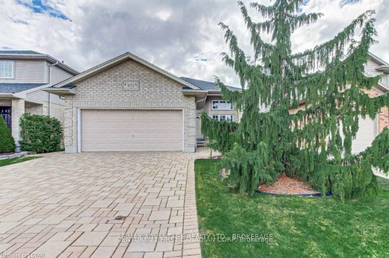 Property Photo:  971 Fogerty Street NE  ON N5X 4M2 