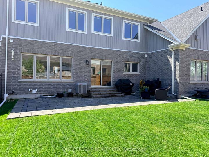 Property Photo: 52 Bianca Crescent ON L9Z 0H6