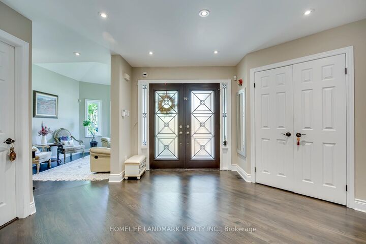 Property Photo: 1248 Bowman Drive ON L6M 3J5