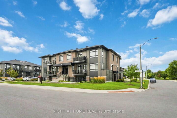 55 Overberg Way D — photo 1