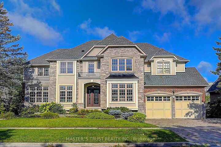 Property Photo: 122 Angus Glen Boulevard ON L6C 3B8