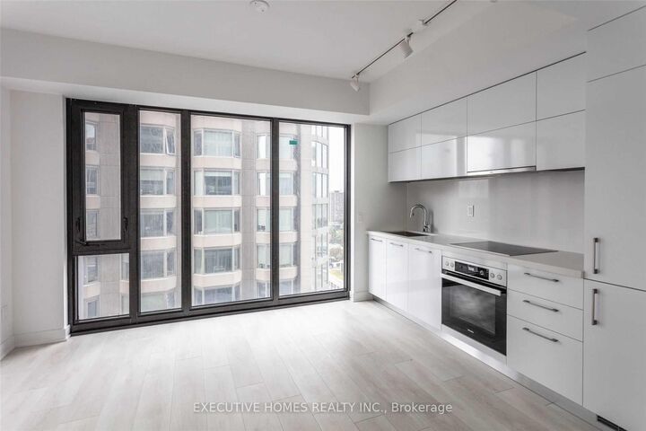 Property Photo:  188 Cumberland Street 2201  ON M5R 0B6 