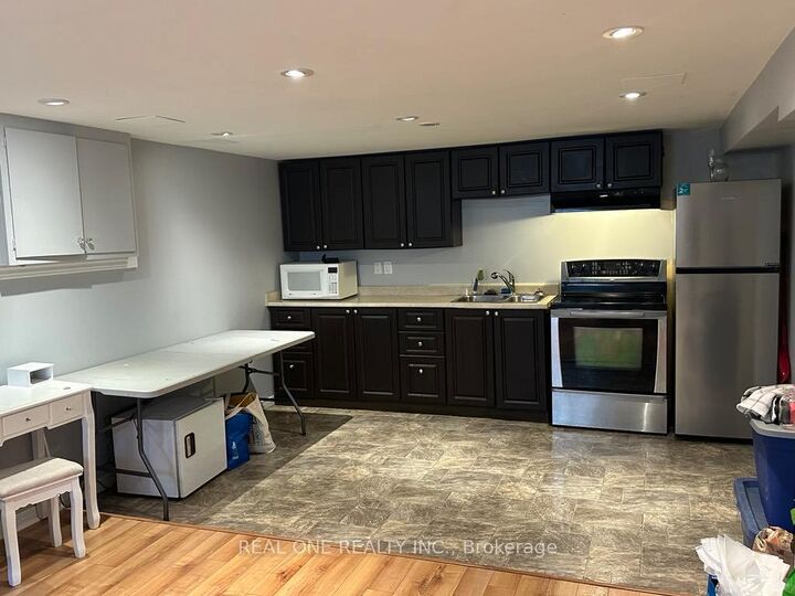 Property Photo:  45 River Road - Bsmt  ON L5M 1R6 