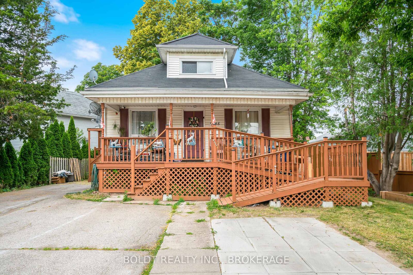 Property Photo:  5145 Rice Crescent  ON L2E 4A1 