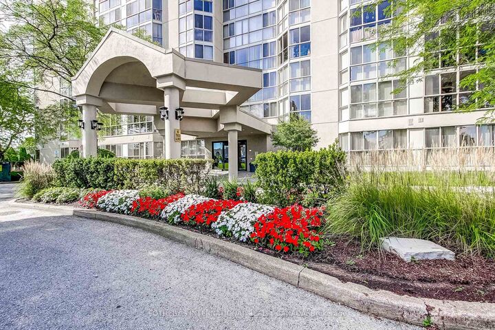 Property Photo:  162 Martindale Road 1001  ON L2S 3S4 