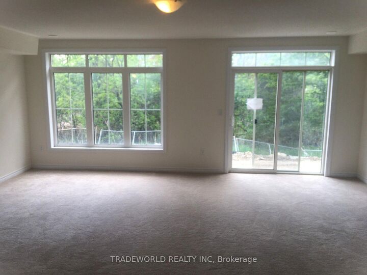 Property Photo: 181 Parktree Drive 40 ON L6A 5B1