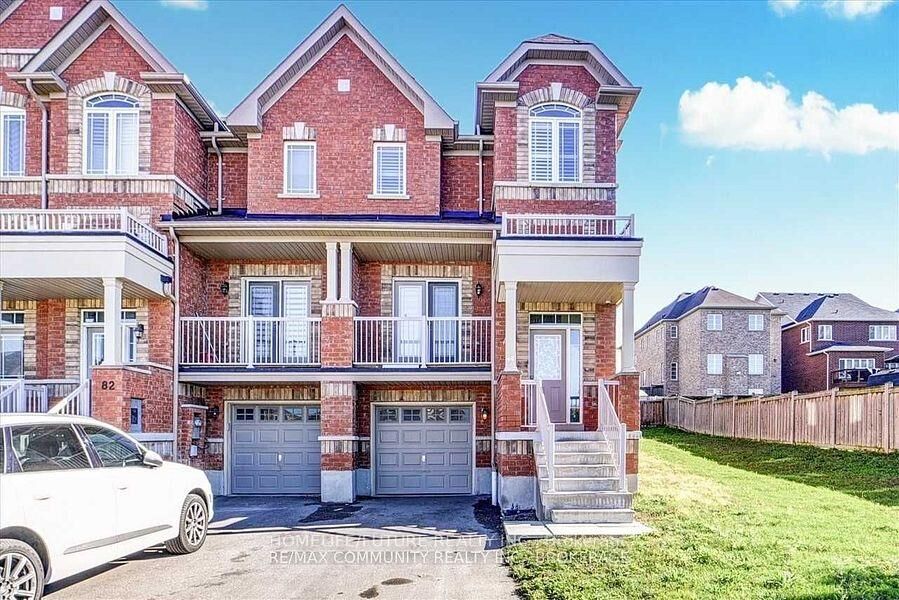 Property Photo:  84 Wimbledon Court  ON L1P 0A6 