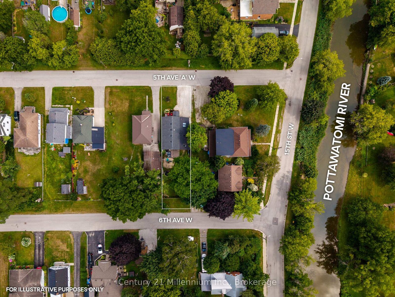 Property Photo:  1512 5th Ave A Avenue W  ON N4K 5E6 