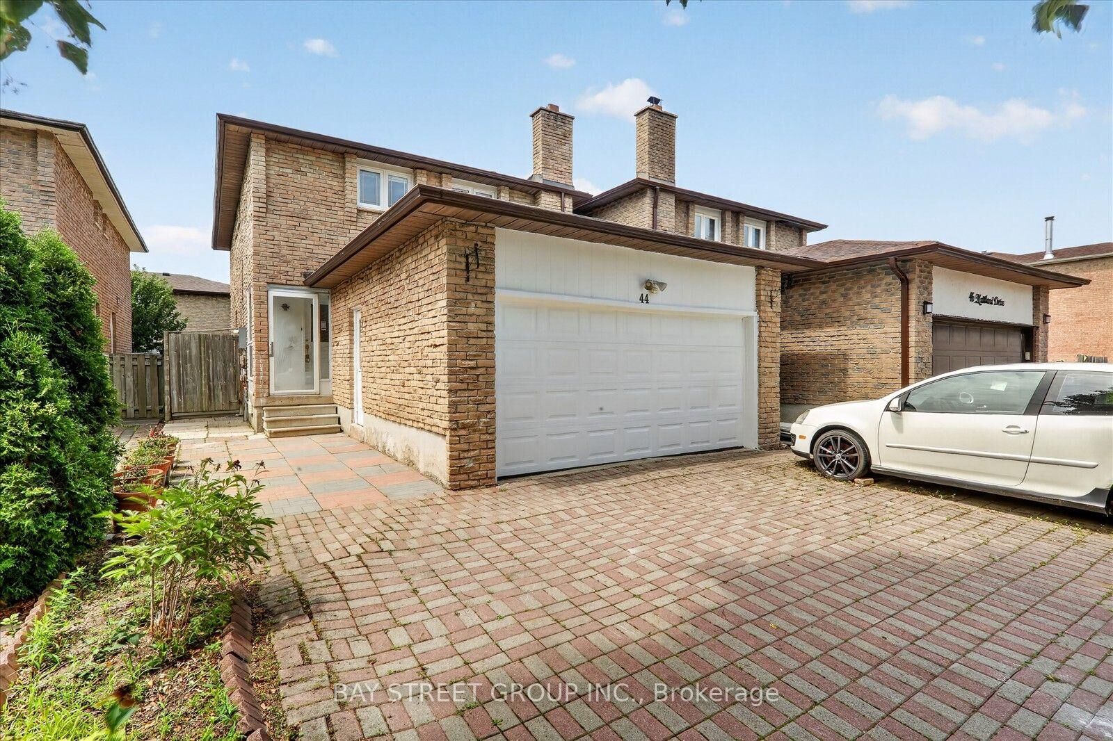 Property Photo: 44 Maitland Avenue ON L3R 4M7