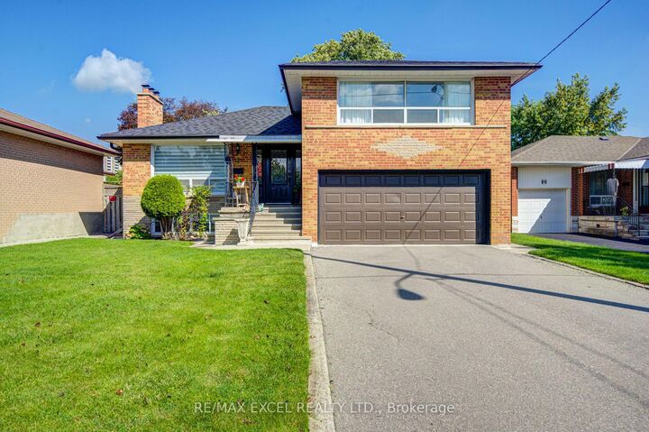Property Photo: 6 Averill Crescent ON M2M 2A9