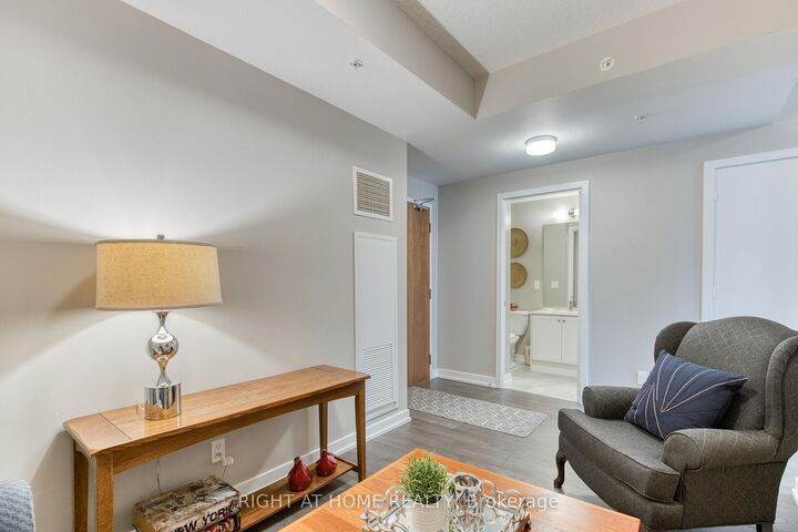 Property Photo: 50 Ann Street 316 ON L7E 1B9