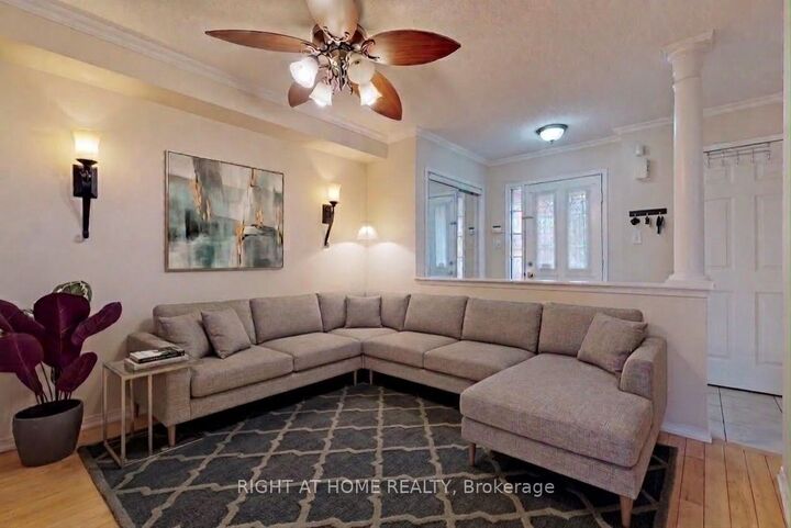 Property Photo: 2665 Thomas Street 34 ON L5M 6G4