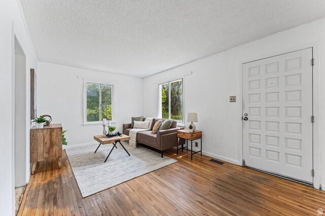 Property Photo: 1228 Iola Ave UT 84104