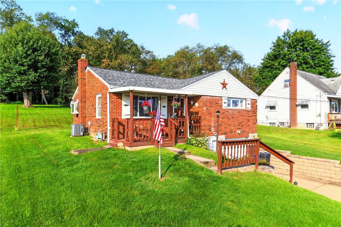 Property Photo:  195 Lacock Street  PA 15301 