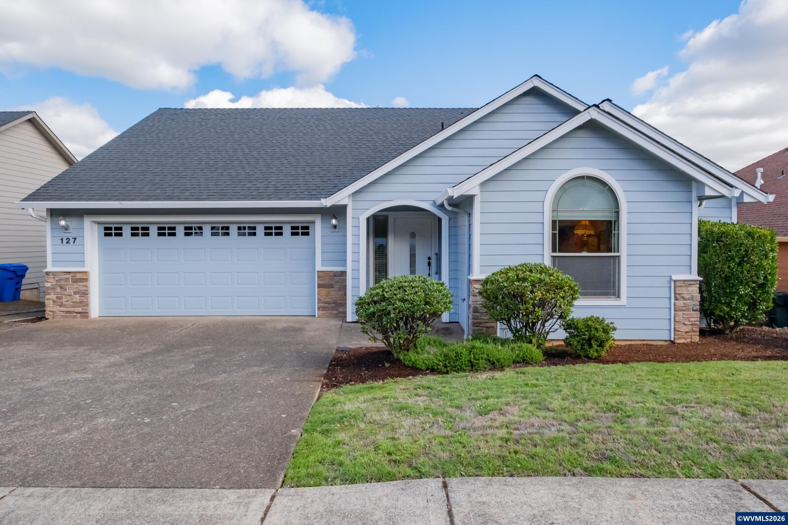 Property Photo:  127 Miranda Av SE  OR 97306 
