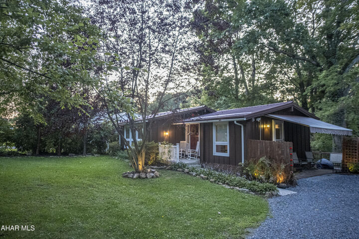 Property Photo:  1216 Rosehill Drive  PA 16602 