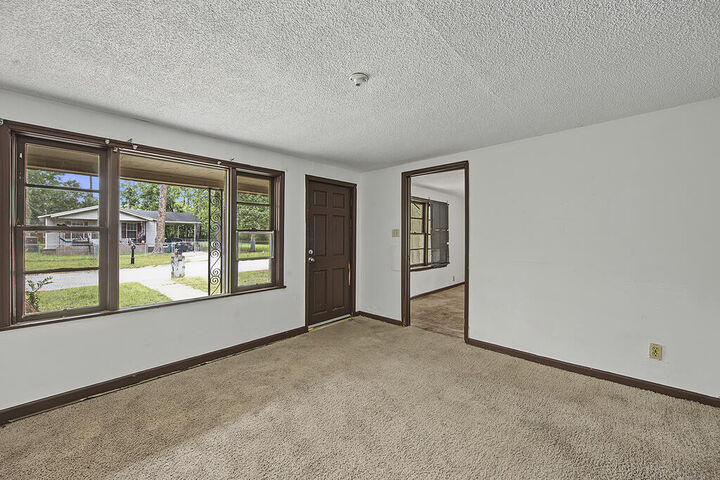 Property Photo:  304 Wells Ave  GA 31701 