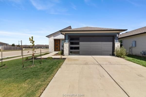 Property Photo:  1150 Amistad Loop  TX 77845 