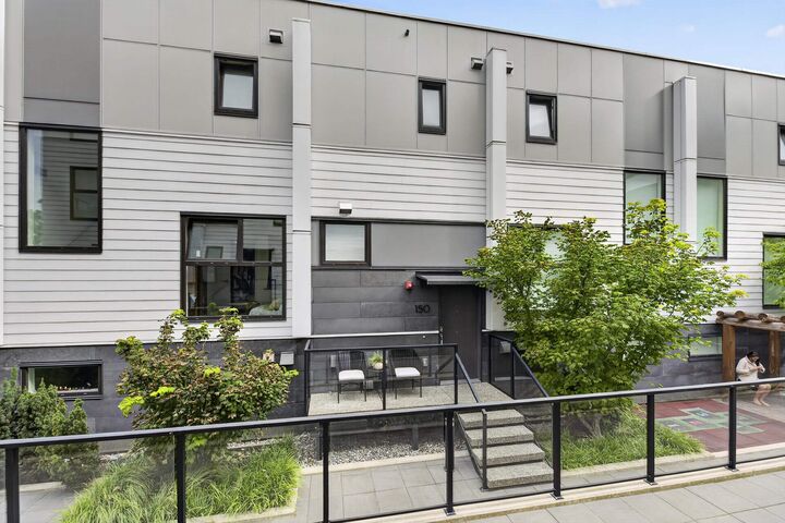 Property Photo:  150 W Woodstock Avenue  BC V5Y 0N1 