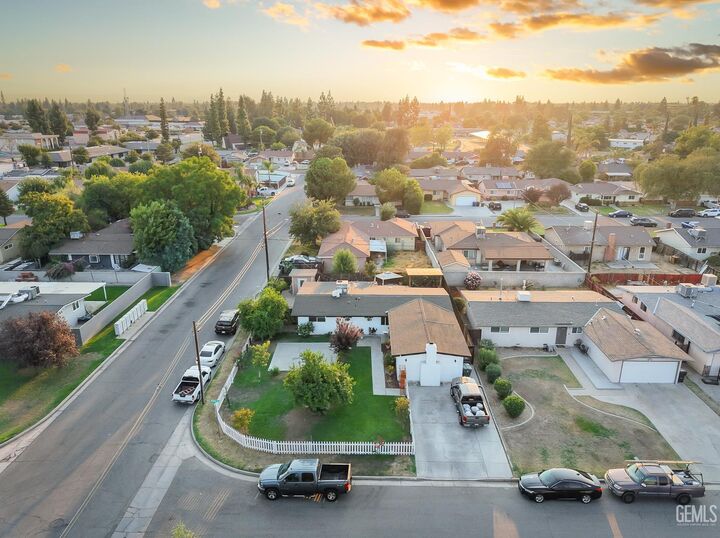 Property Photo:  101 Candy Street  CA 93309 