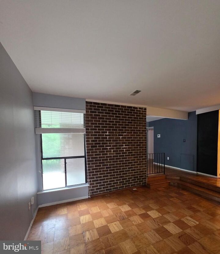 Property Photo:  9806 Georgia Avenue 302  MD 20902 