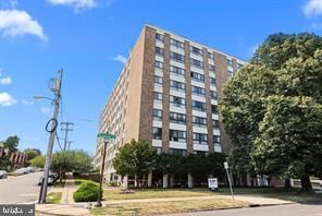 Property Photo:  7600 E Roosevelt Boulevard 204  PA 19152 