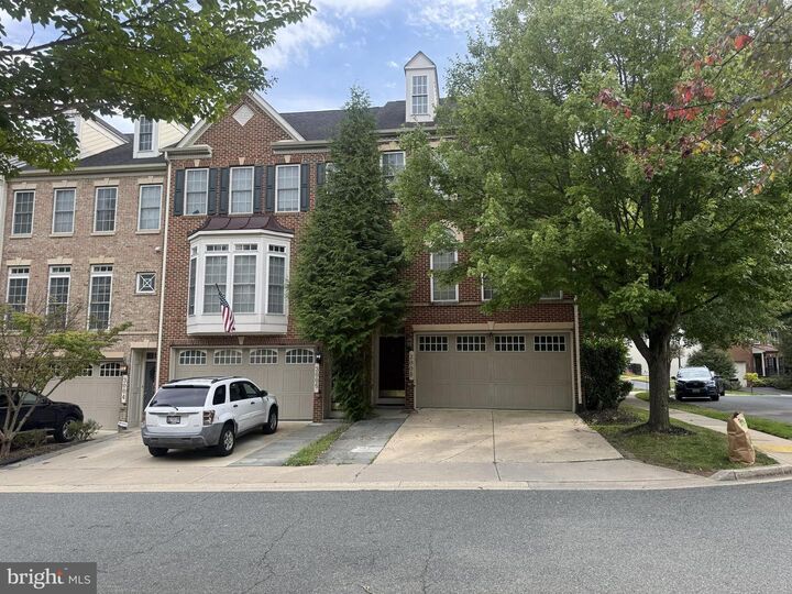 Property Photo:  3008 Hollow Crest Place  MD 20833 