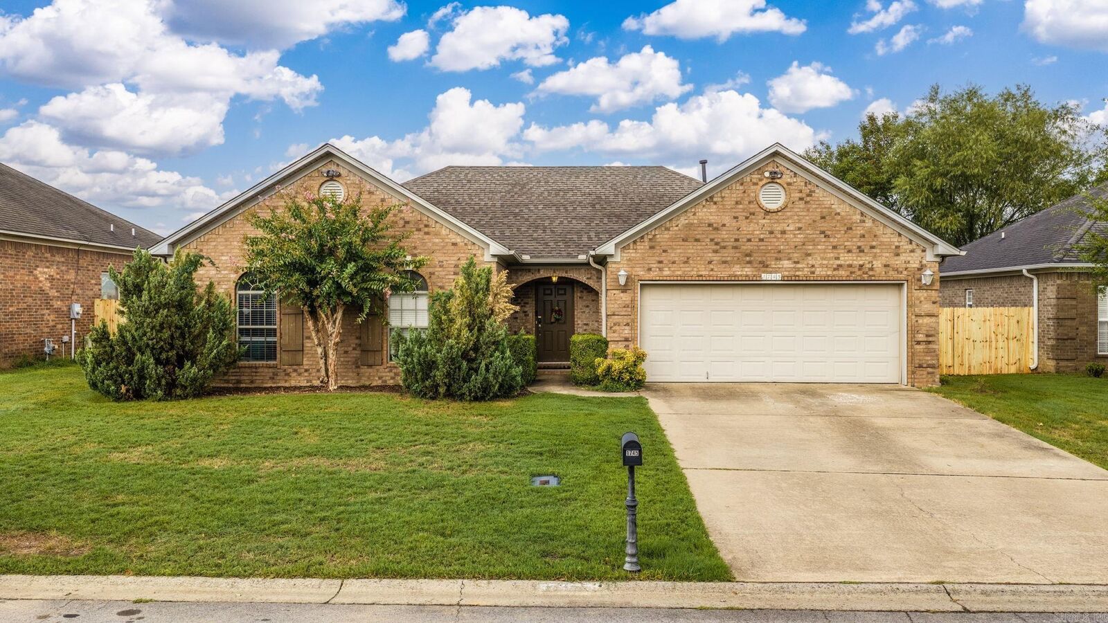 Property Photo: 1745 Gardenia AR 72034