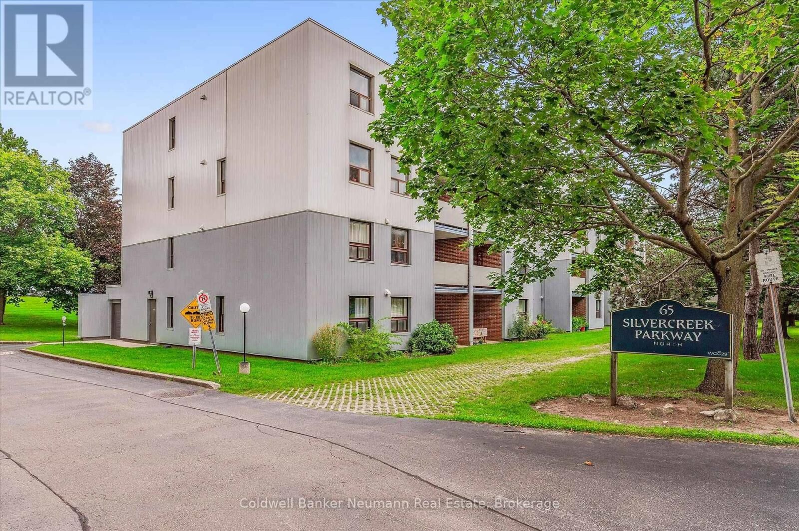 Property Photo:  65 Silvercreek Parkway 407  ON N1H 7R9 