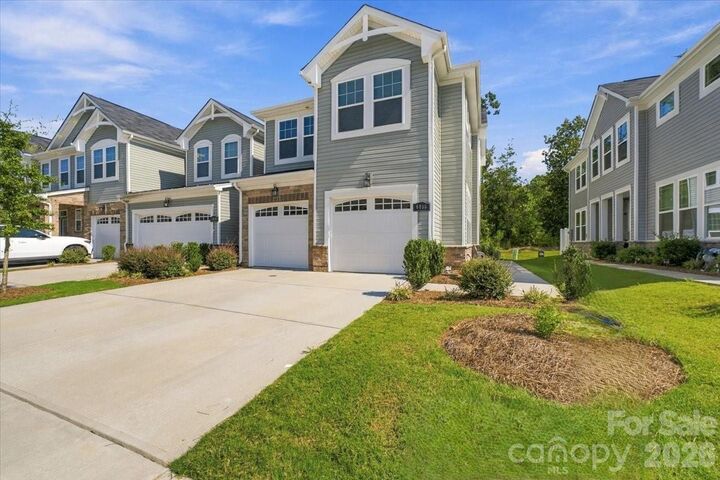 Property Photo: 8036 Overmeadow Lane NC 28269