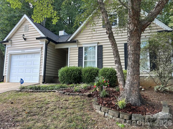 Property Photo:  9206 Rotherham Lane  NC 28216 