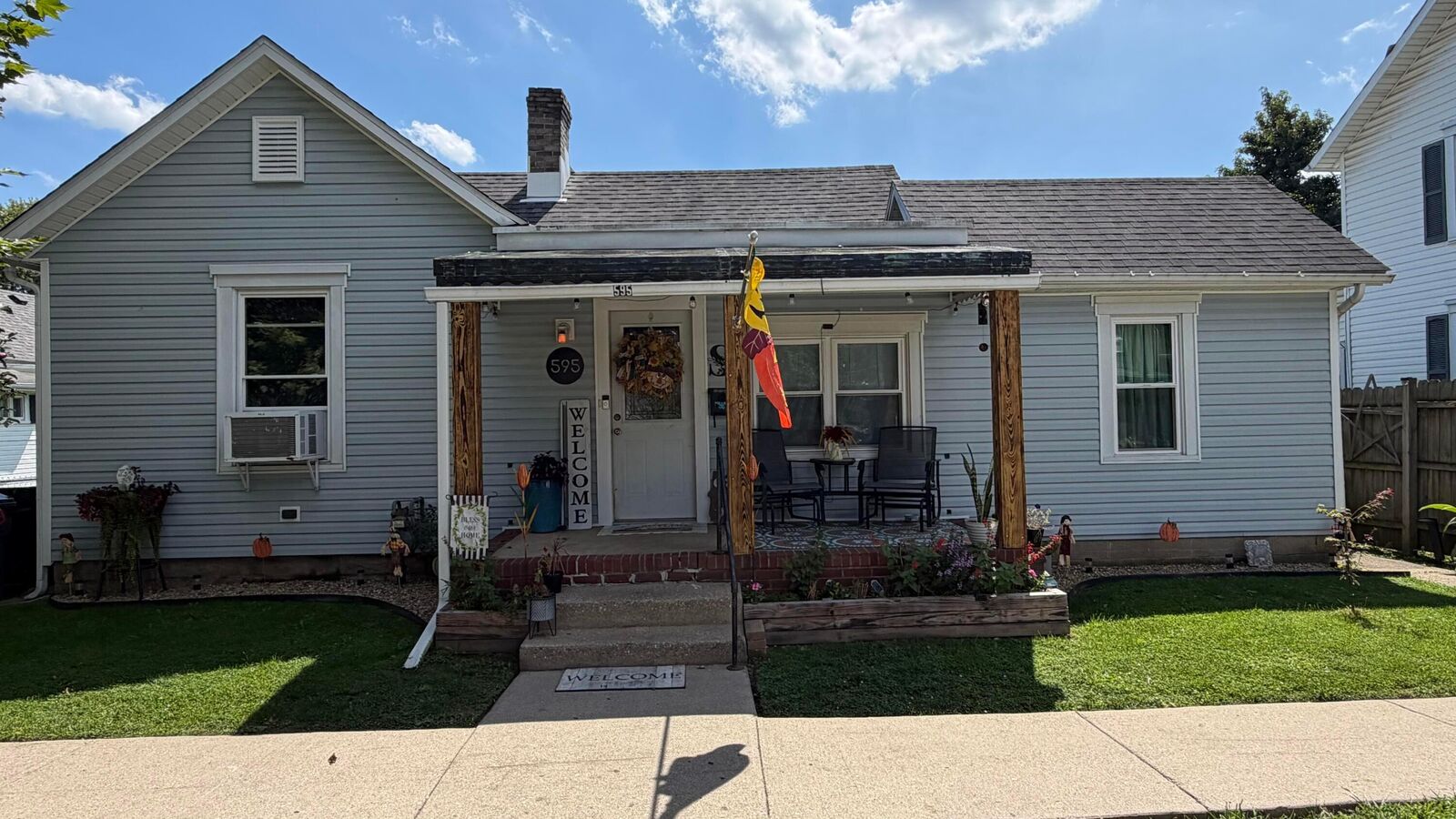Property Photo:  595 E Hunter Street  OH 43138 
