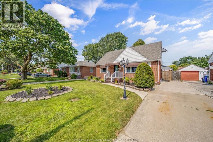 Property Photo: 1030 Isabelle Place ON N8S 3B2